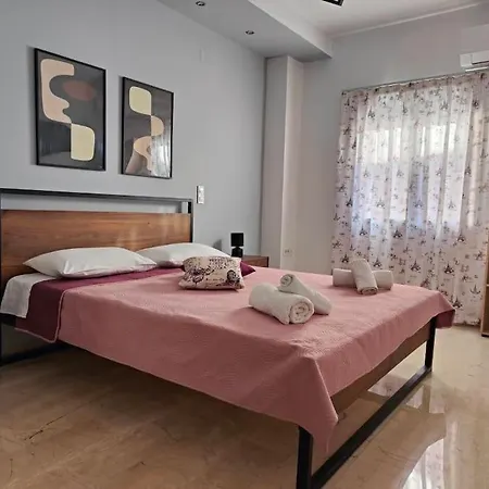 George In Nea Chora Apartment